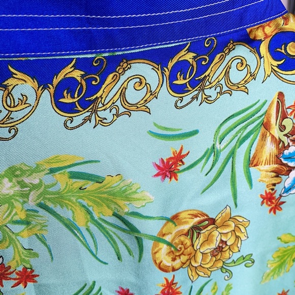 Rare silk Versace La Mer print button down shirt - Picture 6 of 9